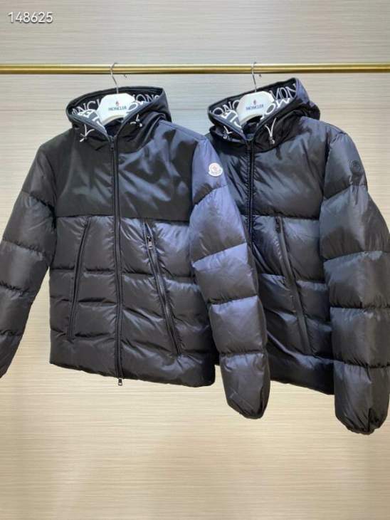 Picture of Moncler Down Jackets _SKUMonclersz1-526yr5236840
